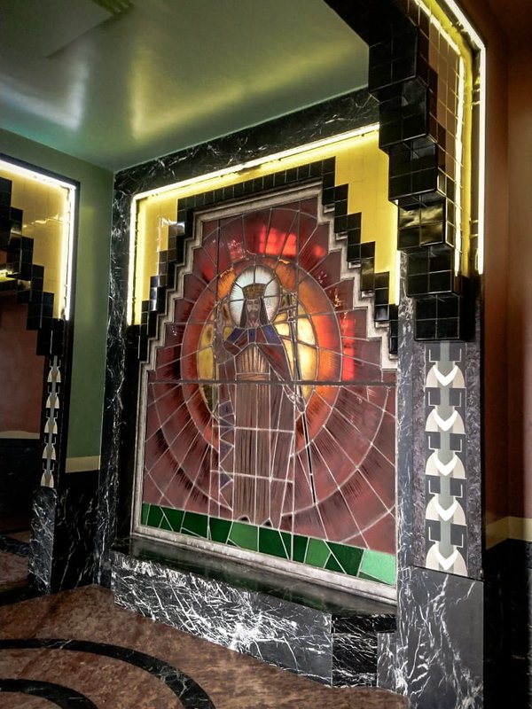 Het interieur in art decostijl in de Broederschool in Sint-Niklaas (Waasland)